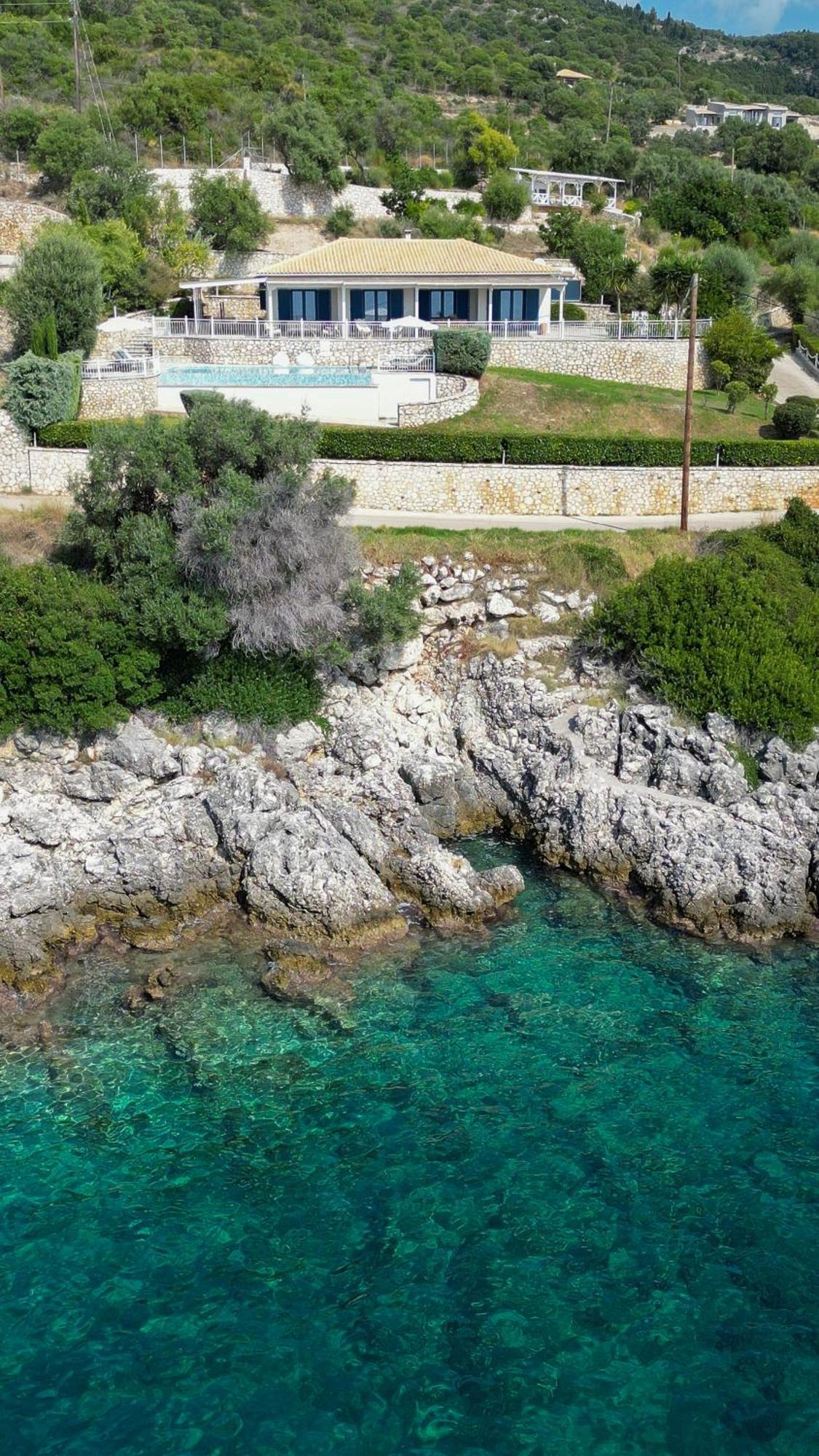Ionian Calm Villas วาซีลีกี ภายนอก รูปภาพ