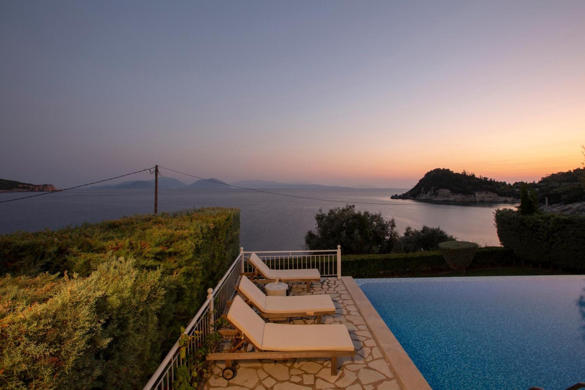 Ionian Calm Villas วาซีลีกี ภายนอก รูปภาพ