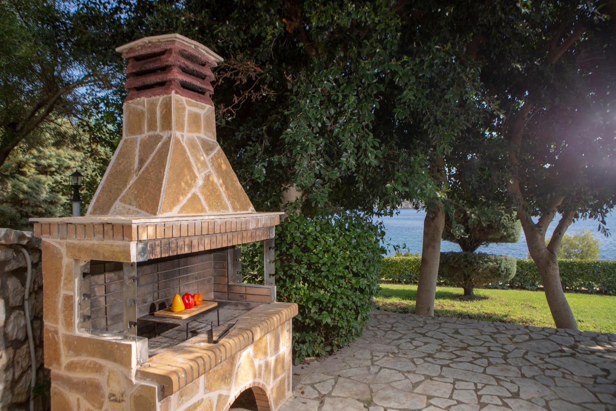 Ionian Calm Villas วาซีลีกี ภายนอก รูปภาพ