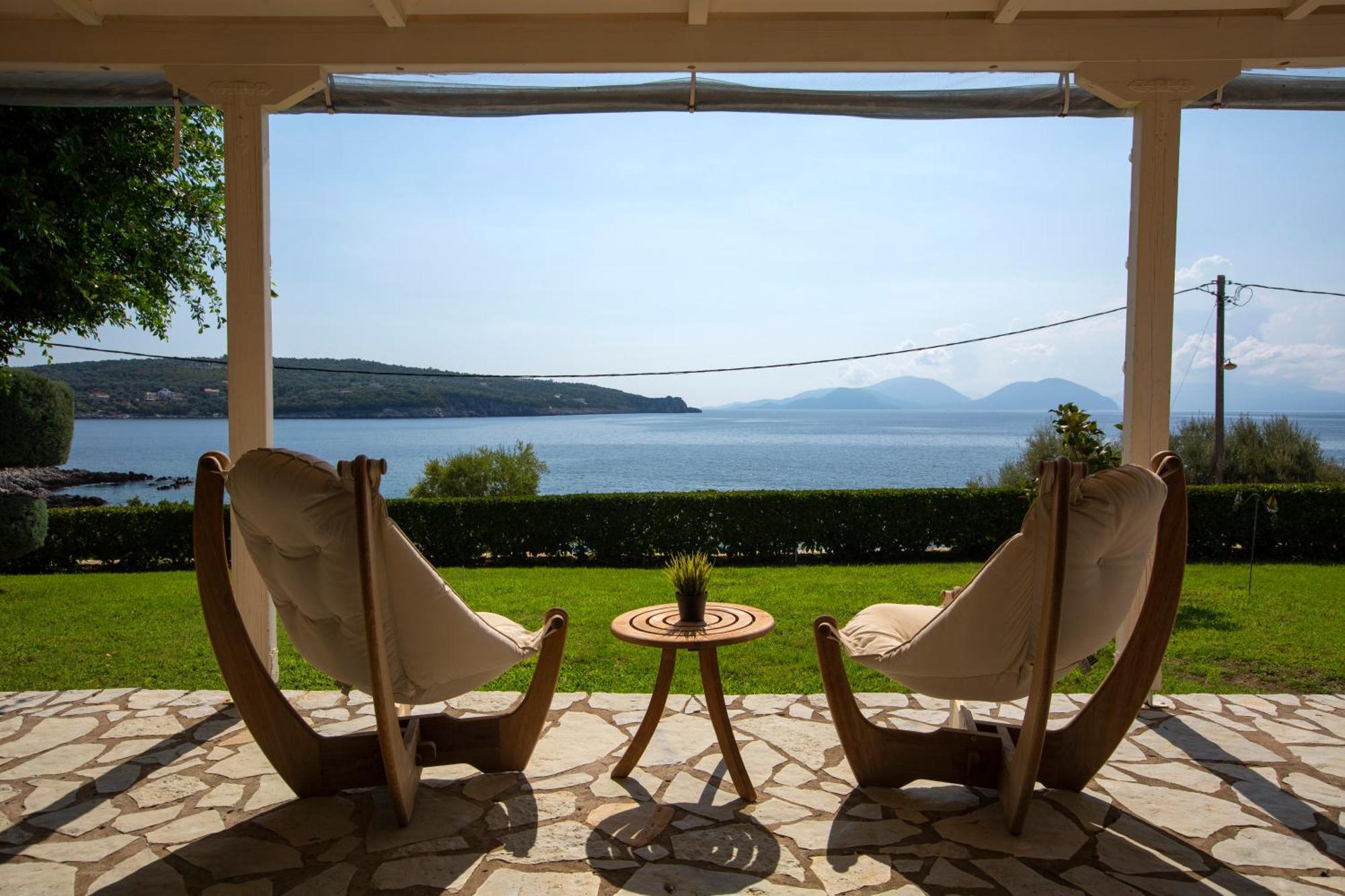 Ionian Calm Villas วาซีลีกี ภายนอก รูปภาพ