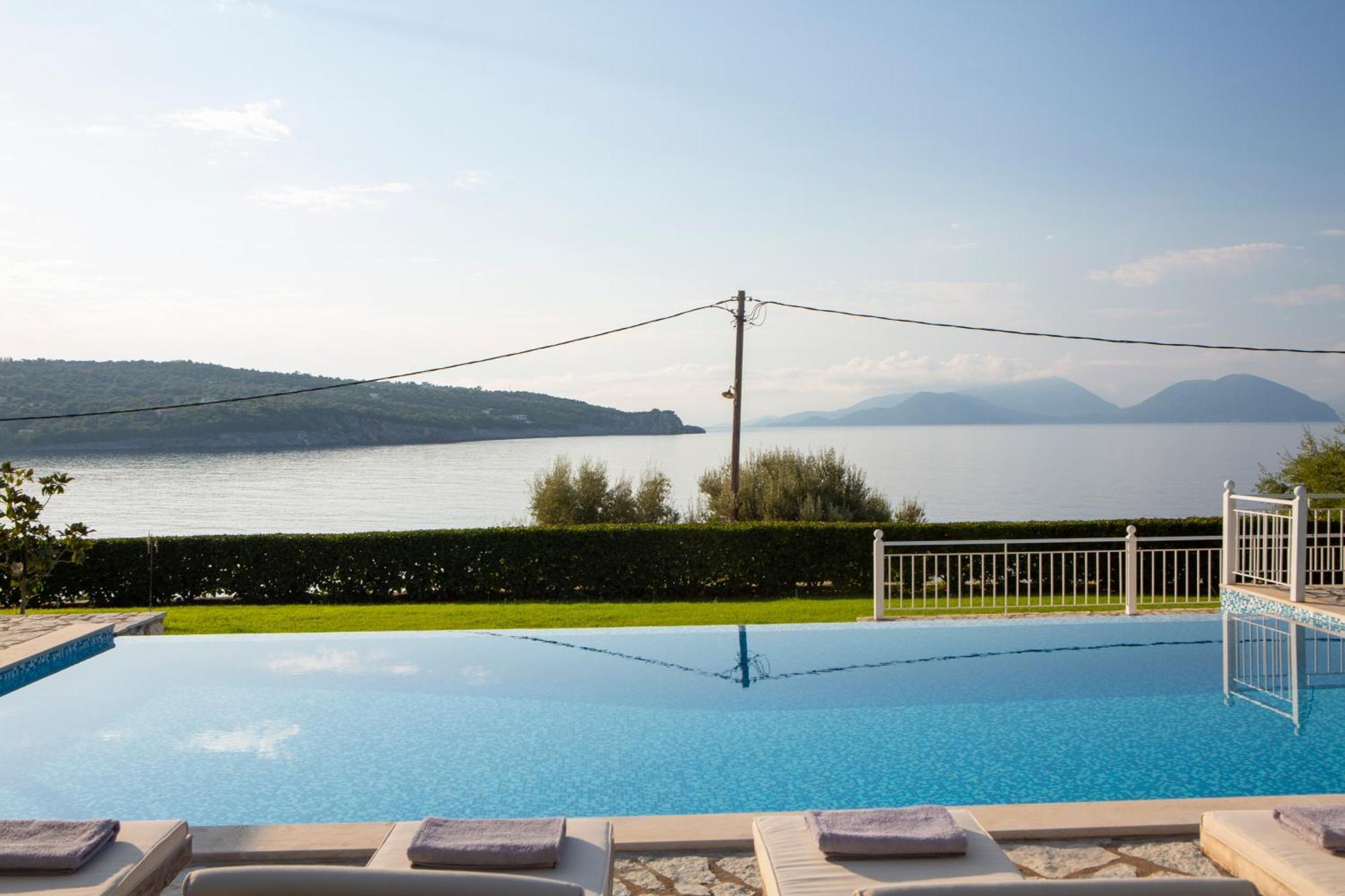 Ionian Calm Villas วาซีลีกี ภายนอก รูปภาพ